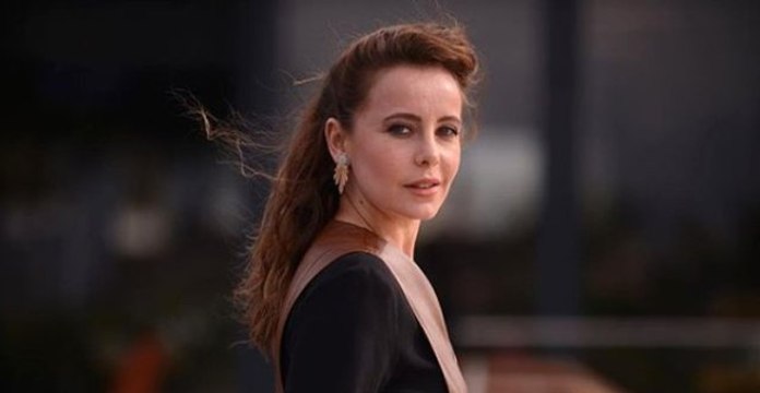 Ünlü Oyuncu Vildan Atasever Evlilik İçin İlk Adımı Attı