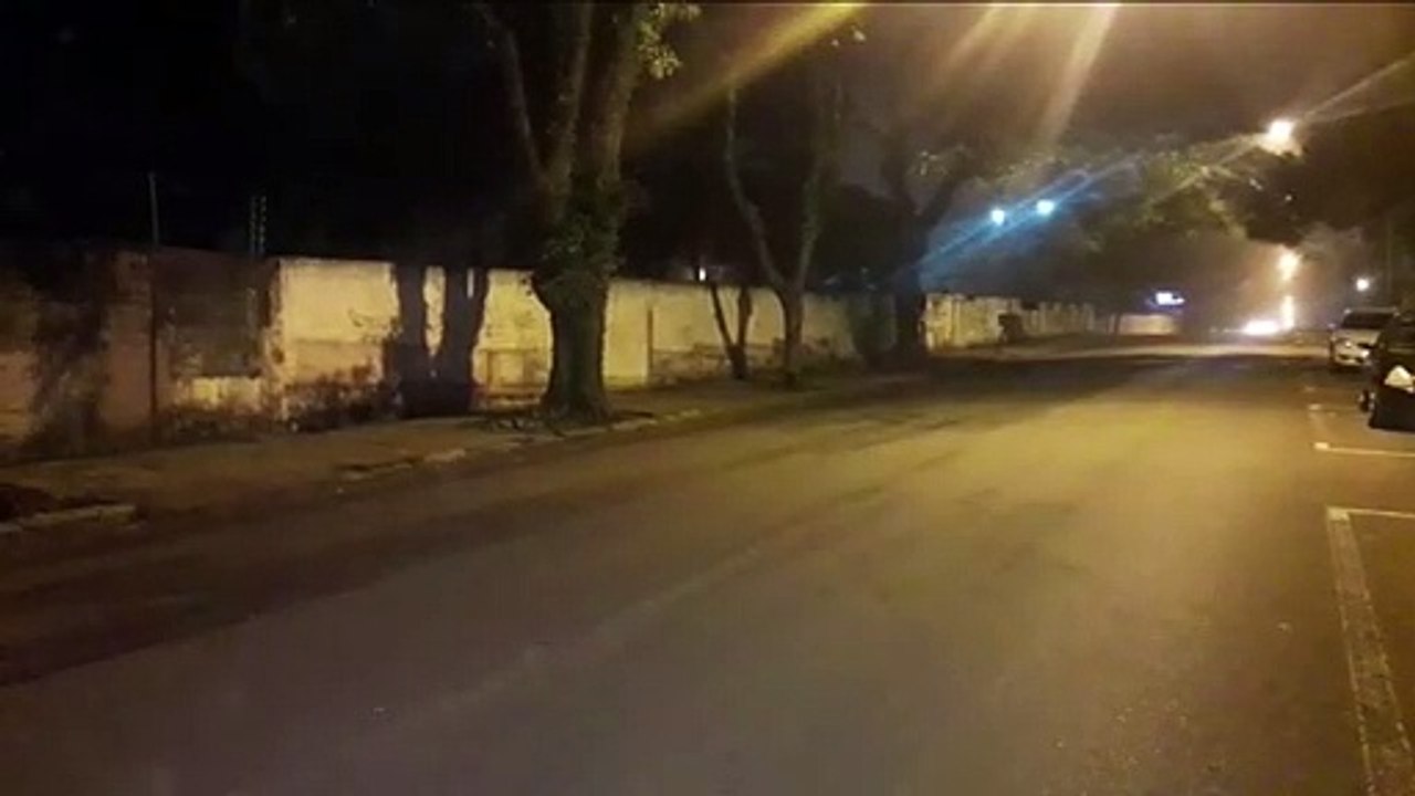 Neblina faz com que condutores redobrem a atenção nas estradas