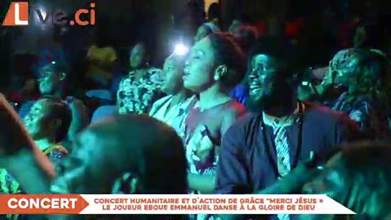 Concert humanitaire et d`action de grâce "Merci Jésus »: Le joueur Eboue Emmanuel danse à la gloire de Dieu