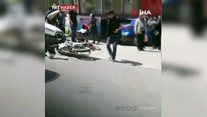 Kaza yapan yaralı genç motosikletinin derdine düştü