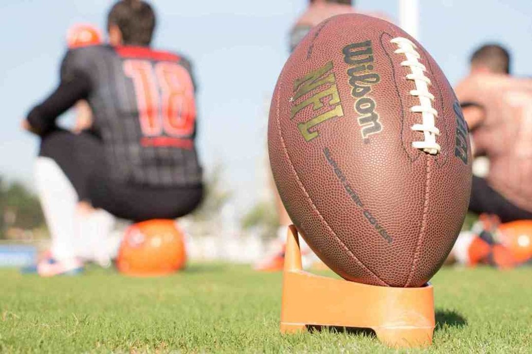 Which NFL teams have never won a Super Bowl?