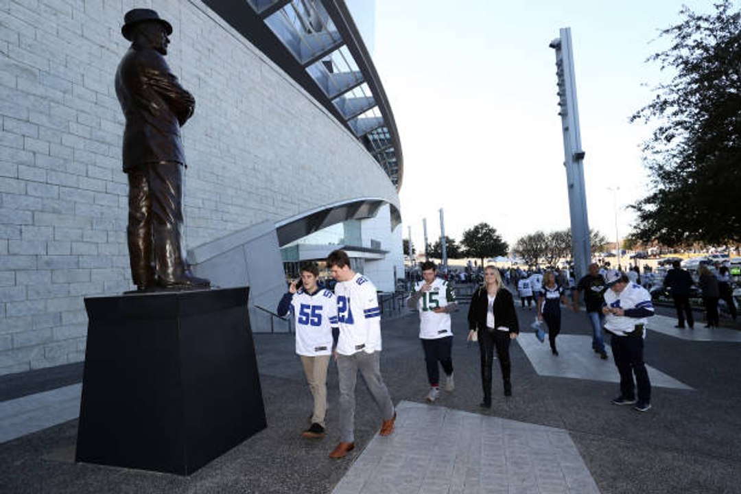 NFL: Top 10 Stadiums