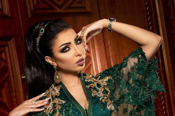 رقص دنيا بطمة يثير الجدل في إحدى الحفلات على مواقع السوشيال ميديا