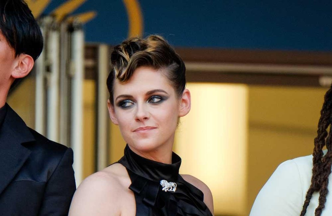 Kristen Stewart says J.T. Leroy is 'complex'