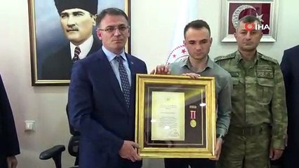 TOKAT'TA 15 TEMMUZ GAZİLERİNE MADALYA VERİLDİ