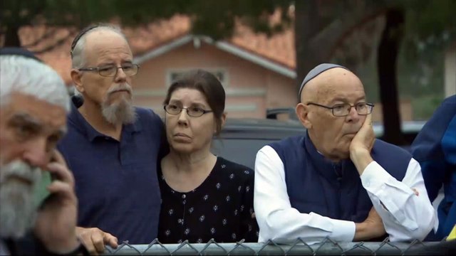 تعاطف إسلامي مسيحي مع ضحايا الهجوم على كنيس بساندياغو