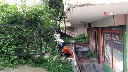 Bakırköy’de bir esnaf boğazından bıçaklanarak öldürüldü
