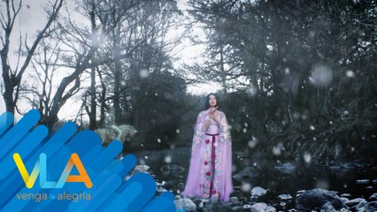 Ángela Aguilar ¡estrena video! | Venga la Alegría