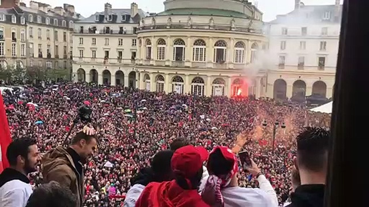La Coupe de France présentée depuis les balcons...