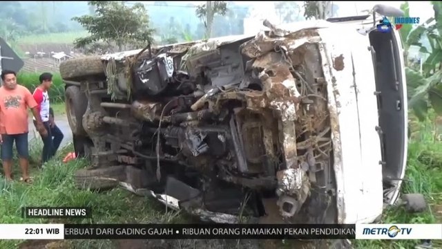 Bus Wisatawan Terguling di Magetan, Satu Penumpang Tewas