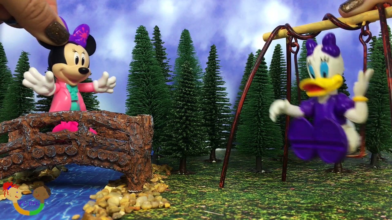 Mickey Mouse, Donald, Minnie, Daisy and Goofy help teach all about greeting one another and being polite in this cute fun video