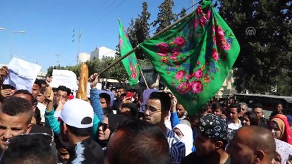 Tunus'ta 12 işçinin ölümüne neden olan kaza protesto edildi - SİDİ BUZEYD