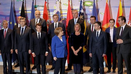 Presidente do Kosovo diz que UE está "demasiado fraca" para mediar negociações