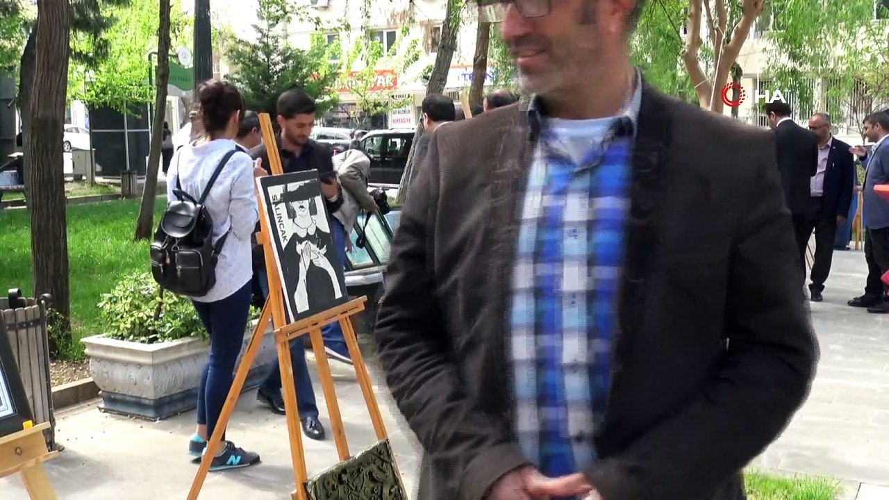 Topladıkları çöplerden sanat eseri yaptılar