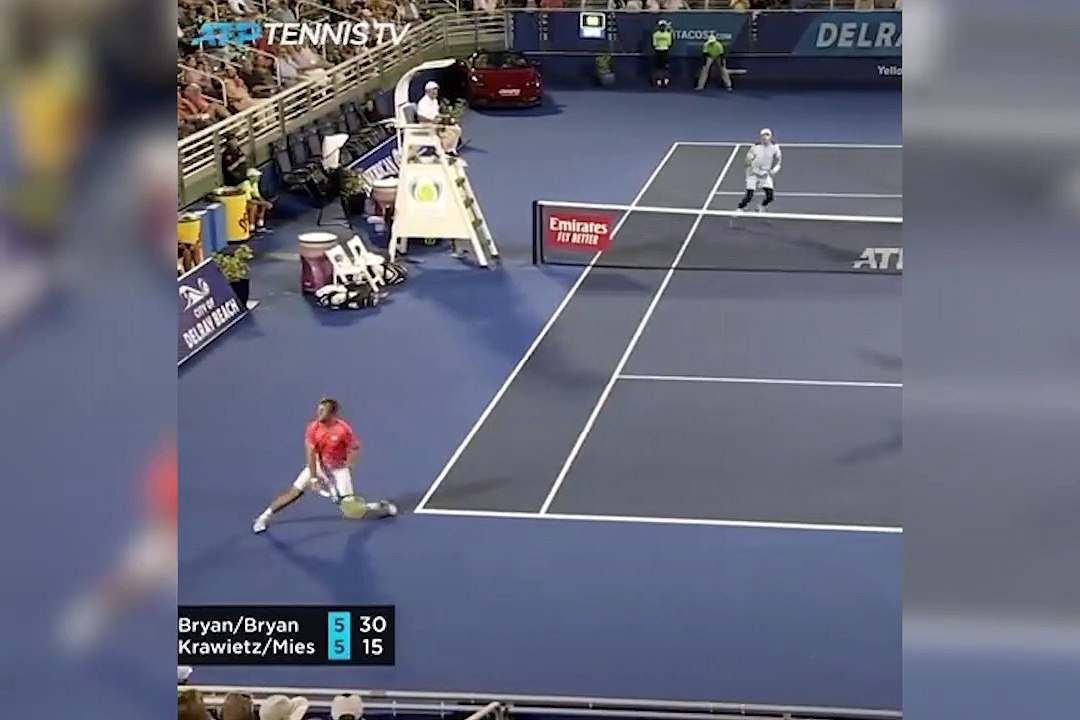 Amazing double tennis