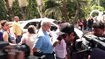 Ranbir Kapoor Casts His Vote For Loksabha 2019