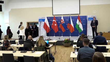 Dışişleri Bakanı Çavuşoğlu'ndan 'S-400' açıklaması - BRATİSLAVA