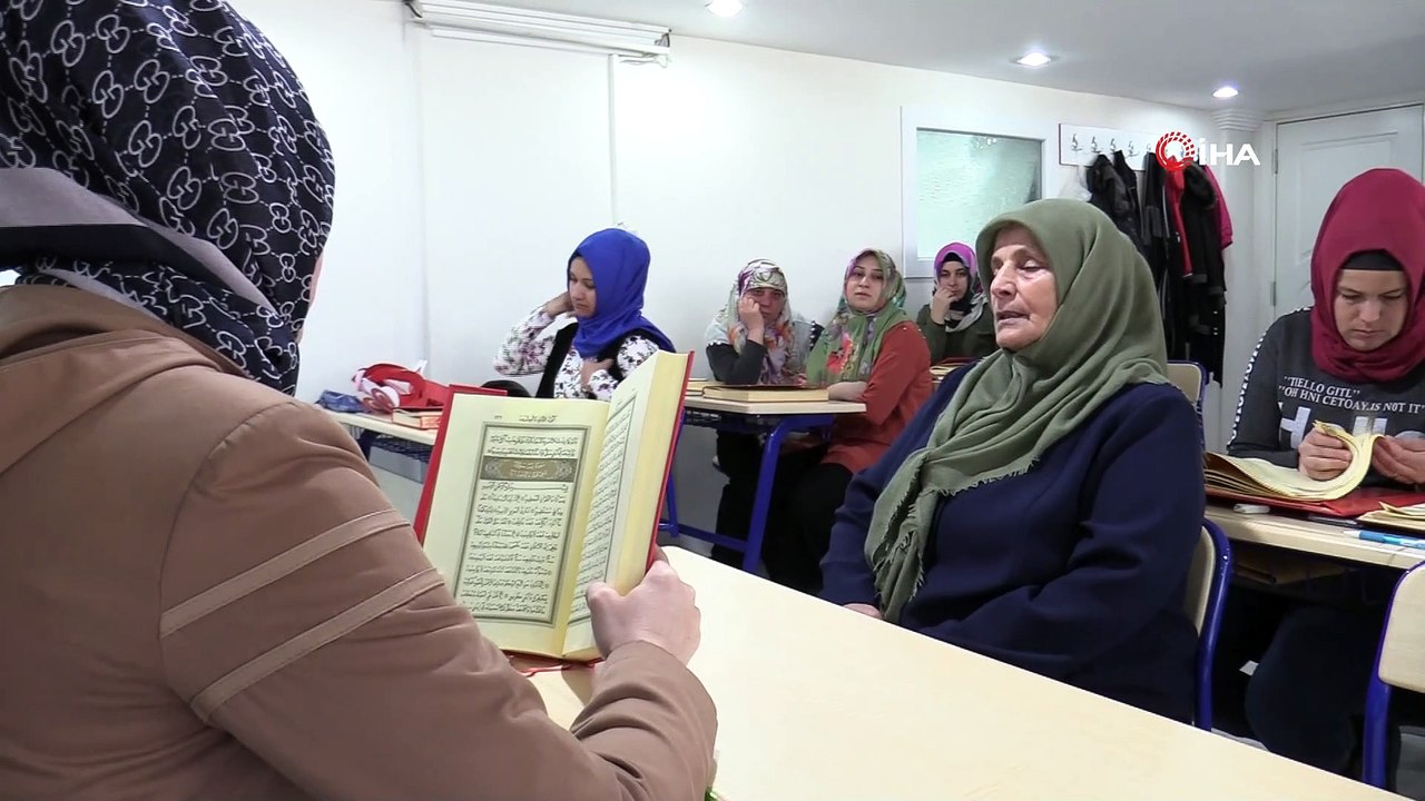 65 yaşında Kur’an-ı Kerim okumayı öğrendi