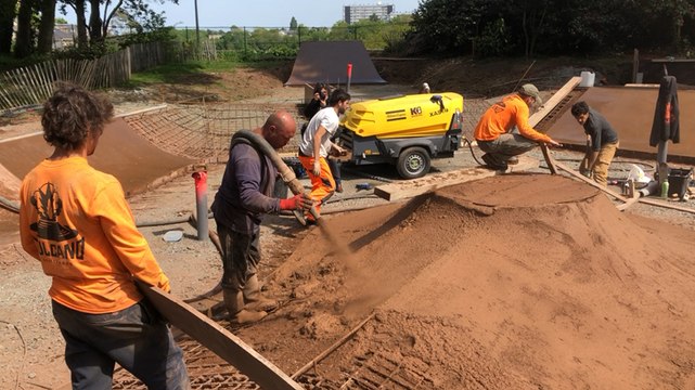 Le skate-park sort de terre