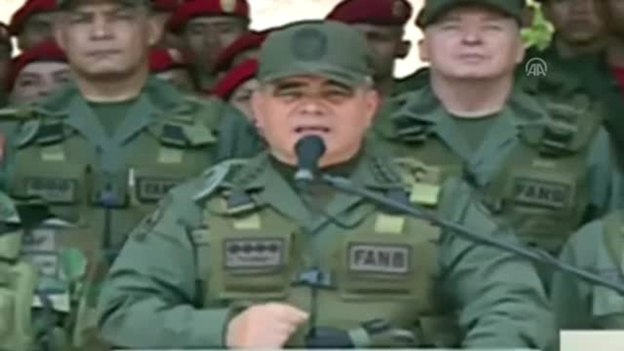 Biz Silahlı Kuvvetler Olarak Anayasal Düzeni Savunmaya Yemin Ettik"