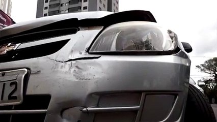 Colisão entre BMW e Celta é registrada no Centro