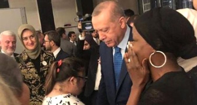 Erdoğan'la Görüşen ABD'li Şarkıcı Miles: Bugün Bir Dünya Lideriyle Tanıştım