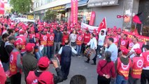 Aksaray'da 1 Mayıs'a Halaylı Kutlama