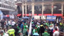 - Arjantin'de Halk Sokaklara Döküldü: 39 Gözaltı