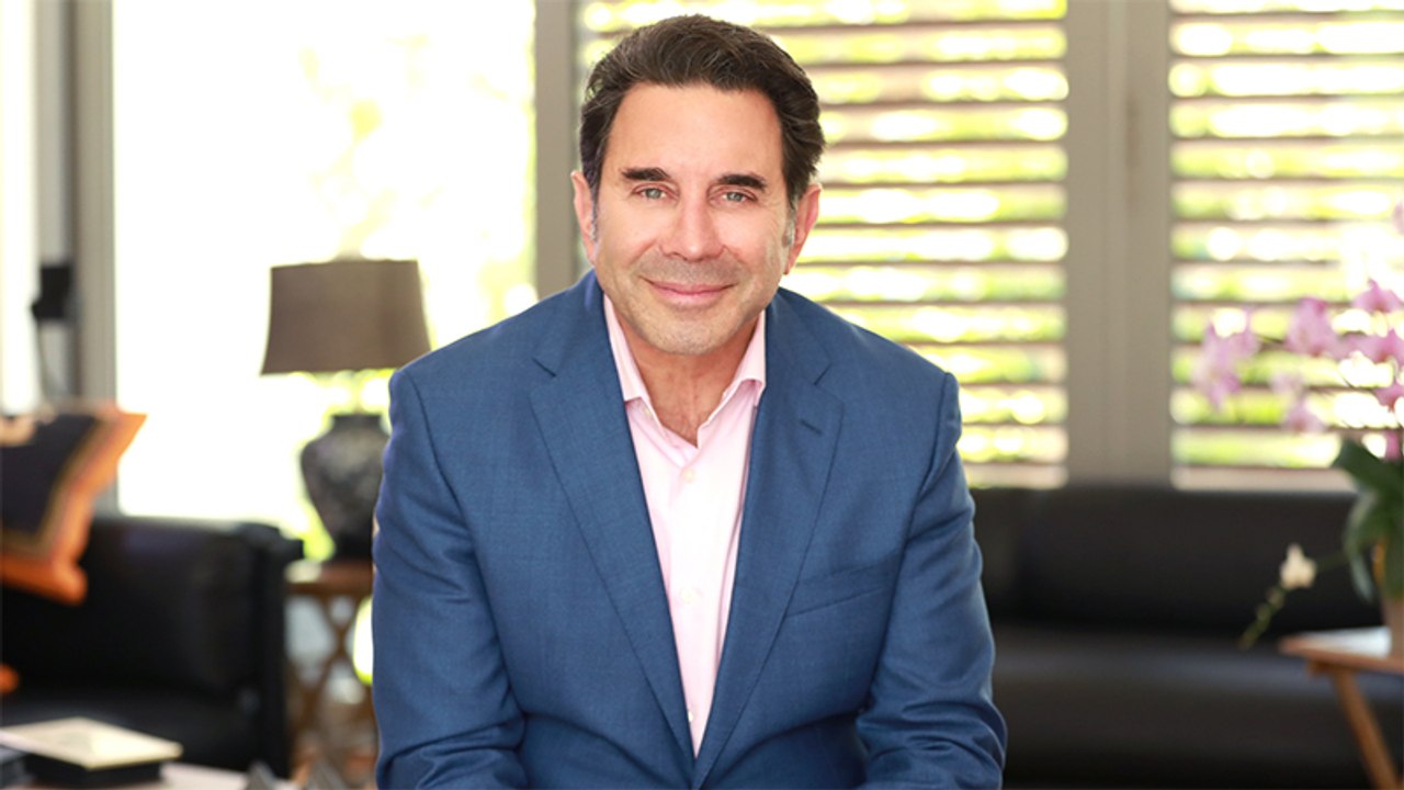 د. بول ناصيف: السوشيال ميديا الأكثر تأثيراً في مفهوم الجمال وهذه رسالتي للسيدة العربية!