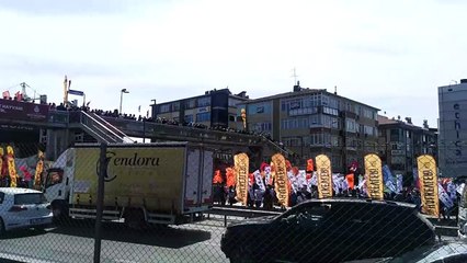 İstanbul'da 1 Mayıs için Bakırköy'e yürünüyor