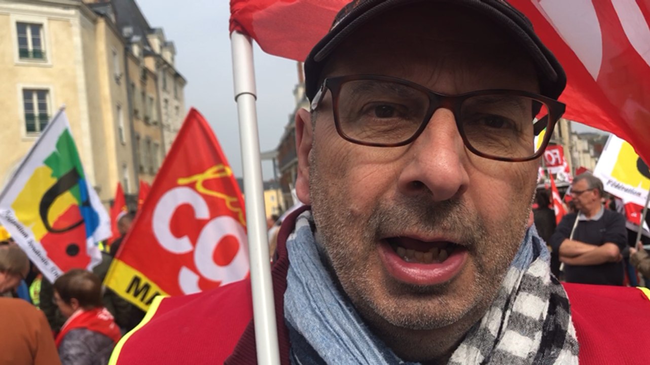 Laval. Manifestation du Premier mai