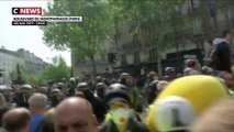 Premières tensions en tête de cortège à Paris