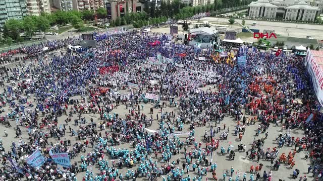 Kocaeli Türk-İş'in, 1 Mayıs Kutlamalarına Binlerce Kişi Katıldı-2