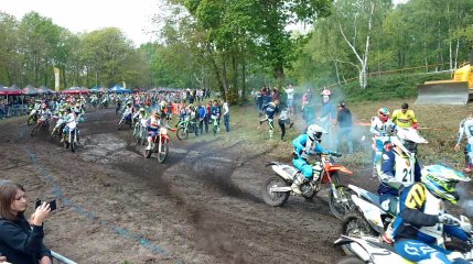 Mons.Plus de 100 équipages pour l'enduro.Video Éric Ghislain