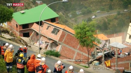 Bolivya'da toprak kayması: 17 bina yıkıldı