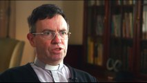 N Ireland priest calls for unity after journalist's death
