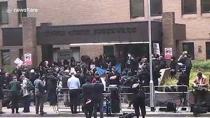 Protestors gather outside London court as media awaits statement from Julian Assange