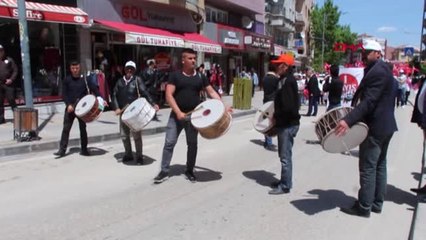 Burdur'da 1 Mayıs Yürüyüşü