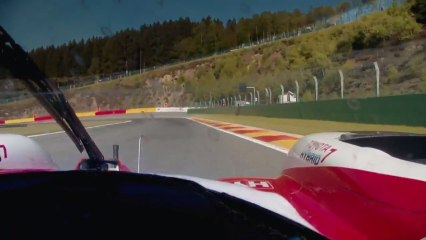 El Toyota TS050 HYBRID dando una vuelta a Spa