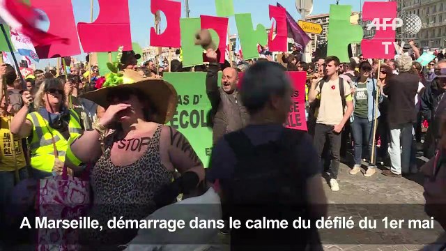 Marseille: défilé du 1er mai sous le soleil et dans le calme