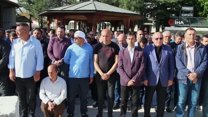 Uşak Milli Eğitim Şube Müdürü Yeşilırmak son yolculuğuna uğurlandı