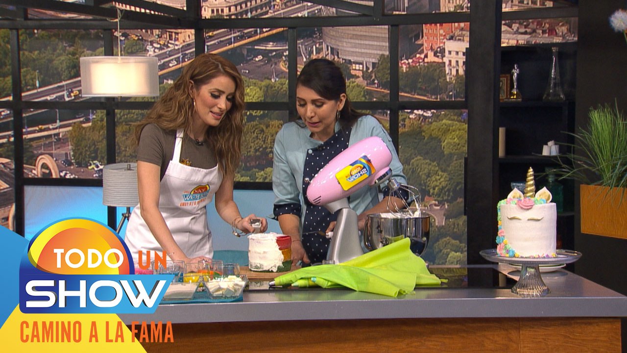¡Aprende a preparar un delicioso y divertido PASTEL DE UNICORNIO!