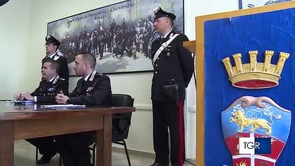 Il dramma in Puglia: genitori disoccupati spacciano droga per sfamare 5 bambini - video