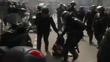 Первомай прошагал по Европе