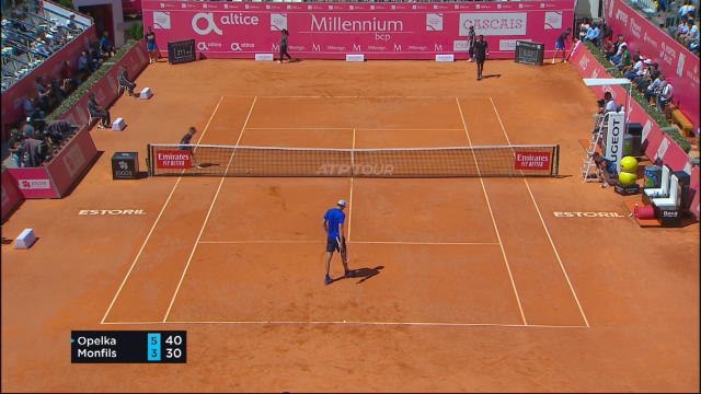 Estoril - Monfils domine le géant Opelka malgré le vent