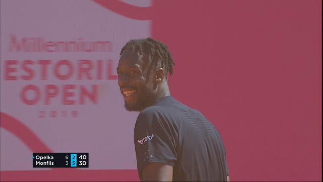 Estoril - Monfils concède un ace d'Opelka à cause du vent violent