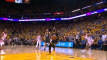 Draymond Green helps seal Warriors win with two-handed dunk