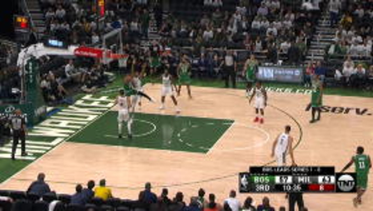 Jaylen Brown makes circus shot in Celtics defeat