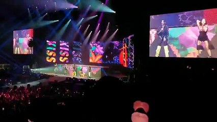Blackpink & Dua Lipa on Stage "Kiss and Make Up"  Blackpink in Newark 01/05/2019