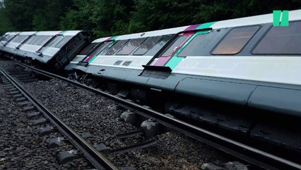 Les images du RER B couché sur les voies après avoir déraillé